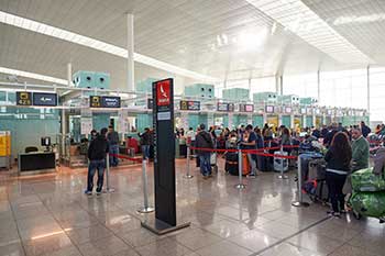 Travel services at Barcelona Airport - Featured image